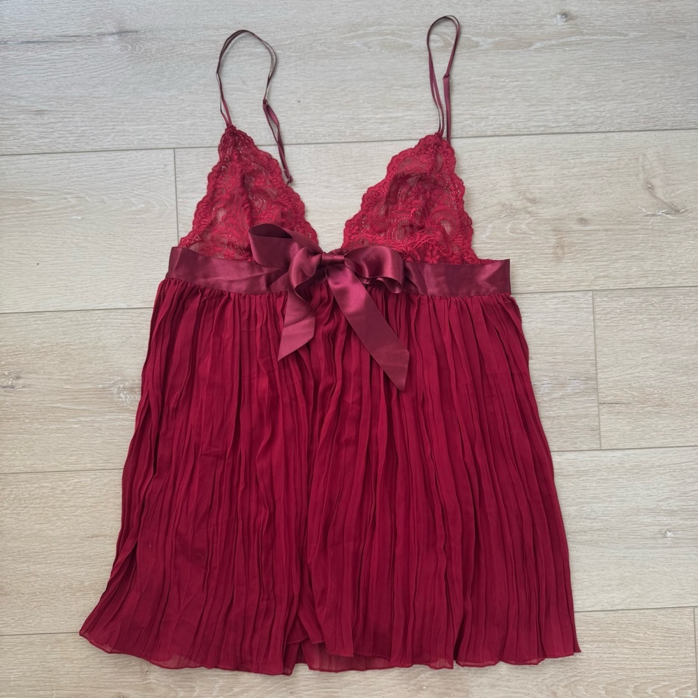 Victorias Secret Y2K Elegant Red Lace Babydoll Top